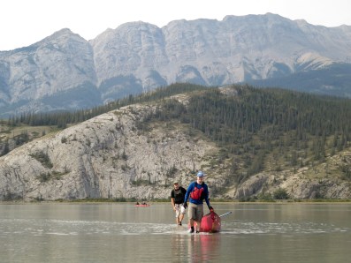 Navigating sandbars on Jasper Lake